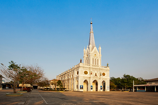 อาสนวิหารแม่พระบังเกิด