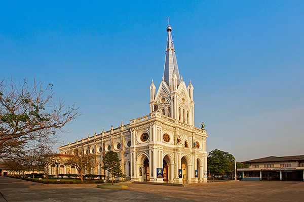 อาสนวิหารแม่พระบังเกิด